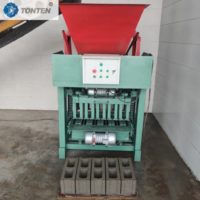 Macchina per la trasformazione di pietre di bordo stradale Macchina semiautomatica per la trasformazione di mattoni cavi