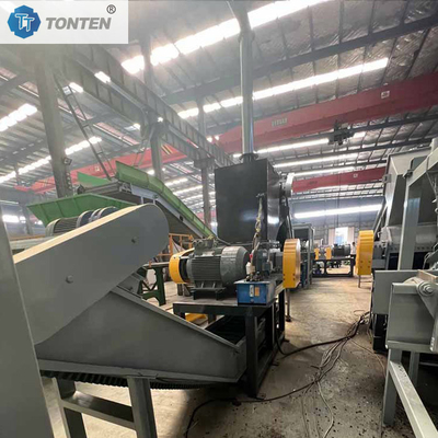 Linea di produzione di rottura di gomma per pneumatici ad alta efficienza per il riutilizzo dei rifiuti
