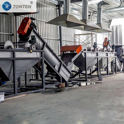 Tecnologia della linea di pulizia del frascio di plastica per il riciclaggio di bottiglie di plastica
