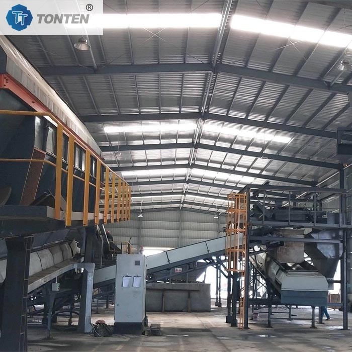 Impianto di selezione dei rifiuti industriali di MSW